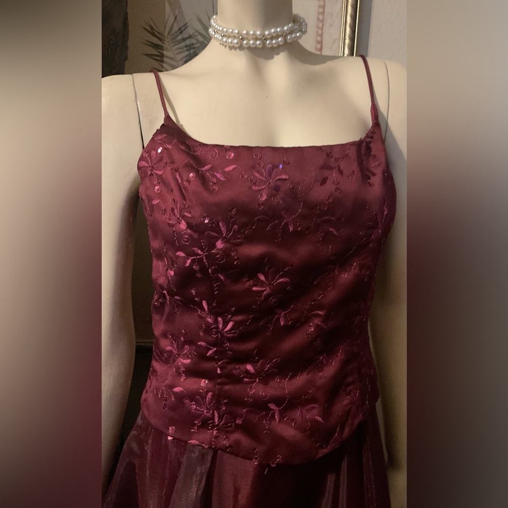 Dave & Johnny Burgundy Long Sleeve Dress